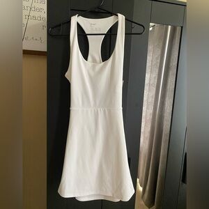 Women’s Gapfit White workout dress Size Small